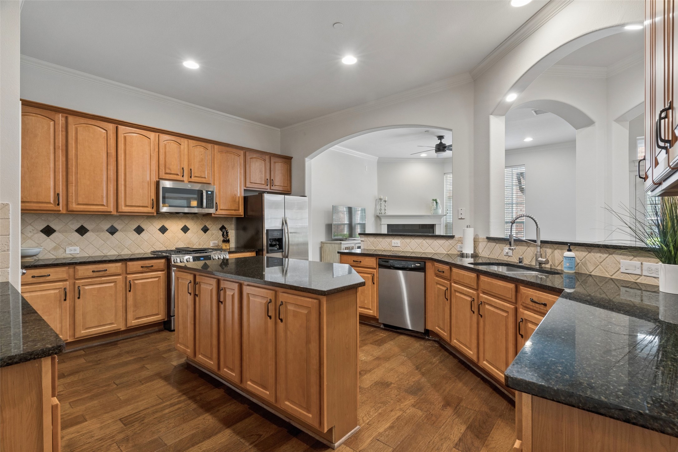 1600 Abrams Road Dallas TX 75214