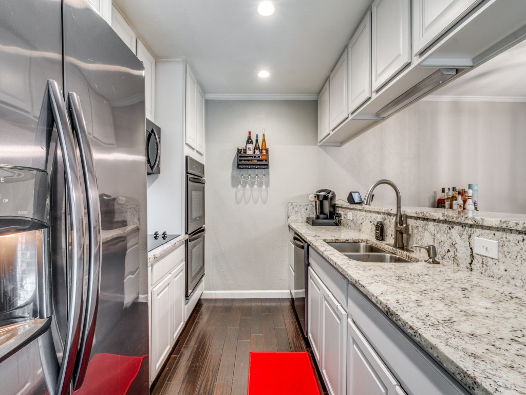 7510 Holly Hill Drive Dallas TX 75231
