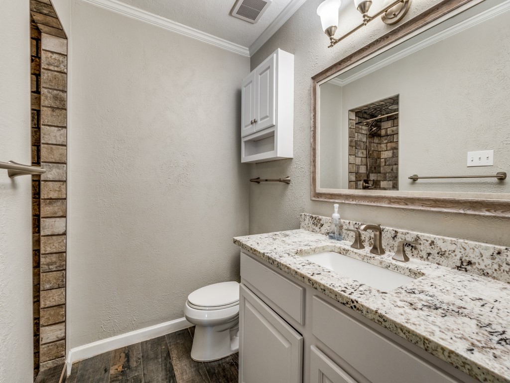 7510 Holly Hill Drive Dallas TX 75231