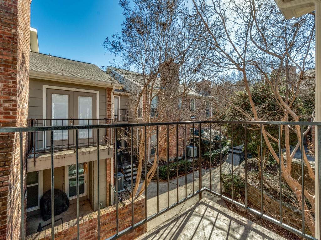 7510 Holly Hill Drive Dallas TX 75231