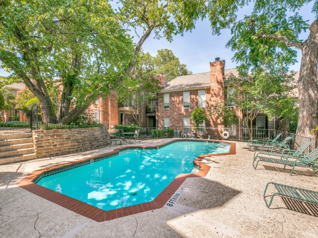 7510 Holly Hill Drive Dallas TX 75231