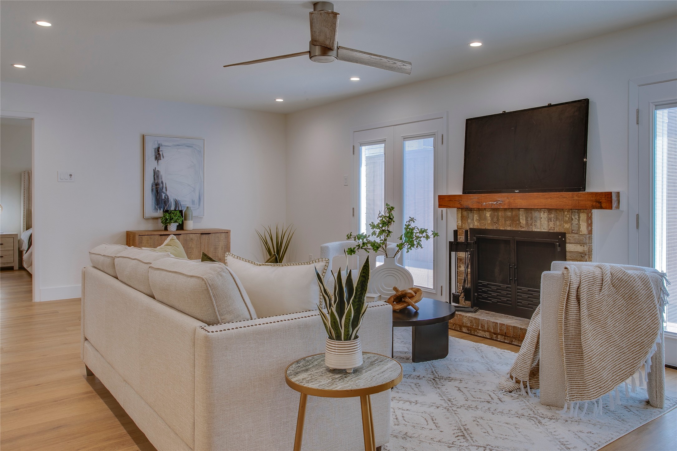 2143 Kessler Court Dallas TX 75208
