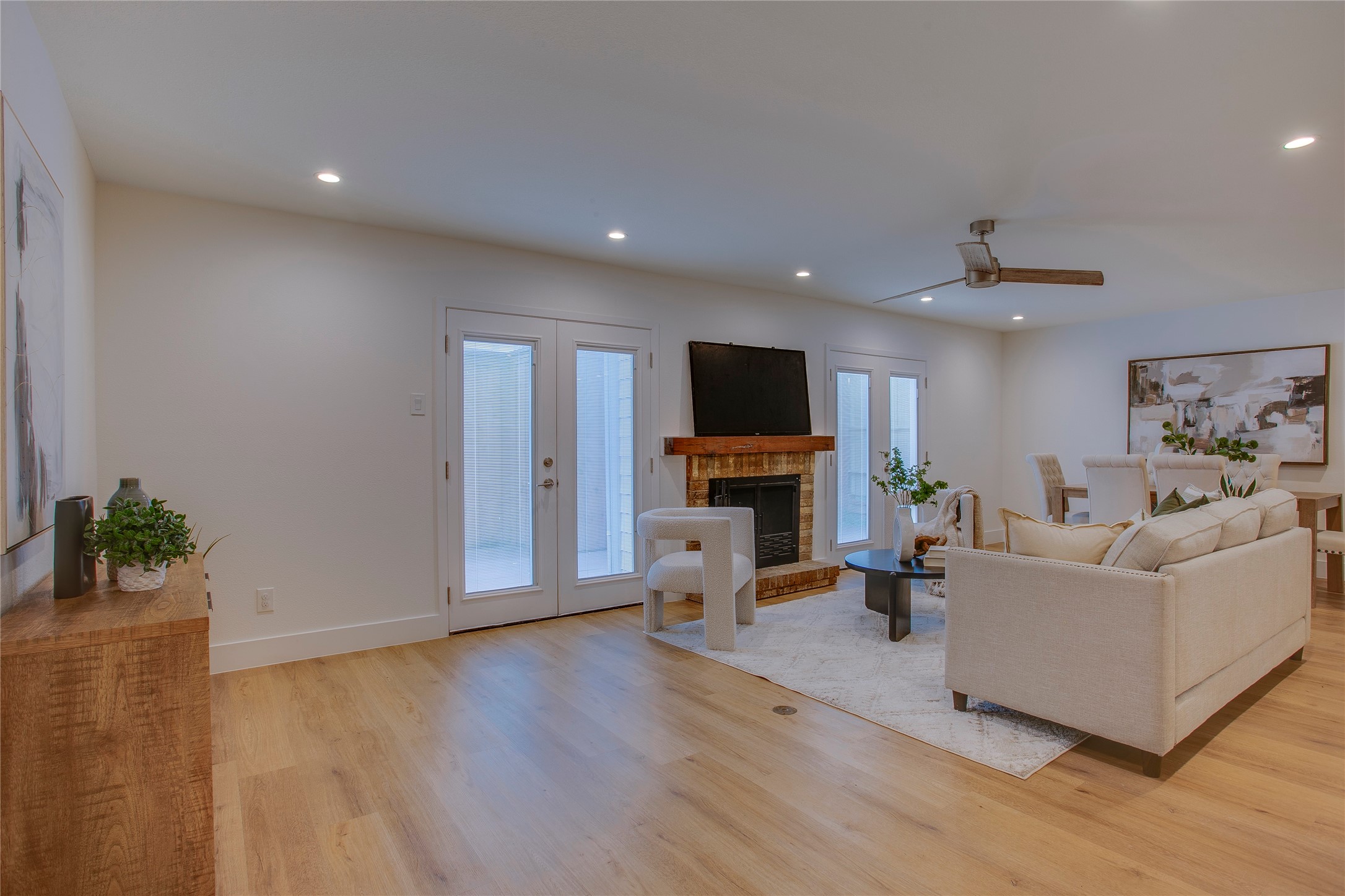 2143 Kessler Court Dallas TX 75208