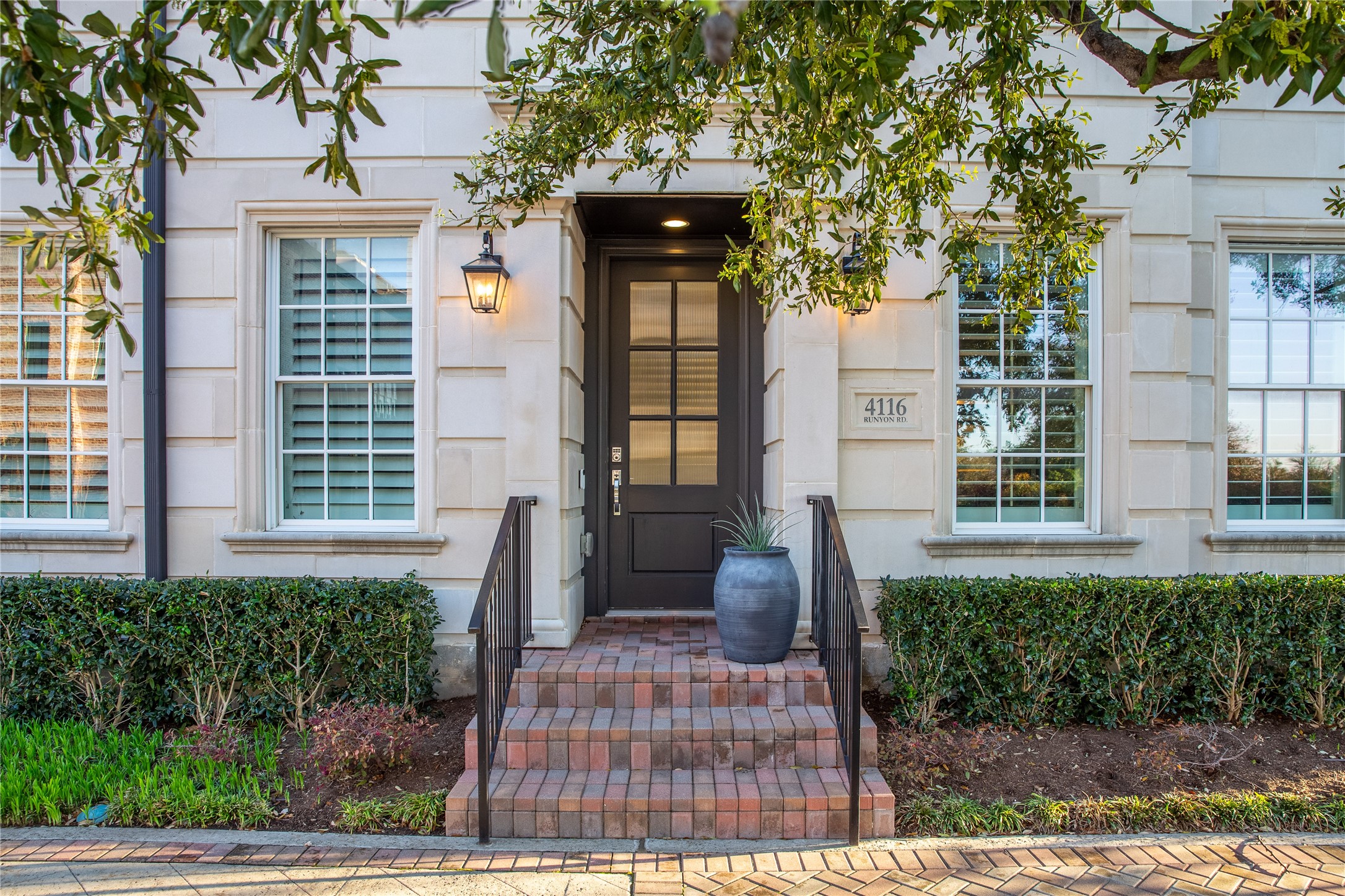 4116 Runyon Road Addison TX 75001