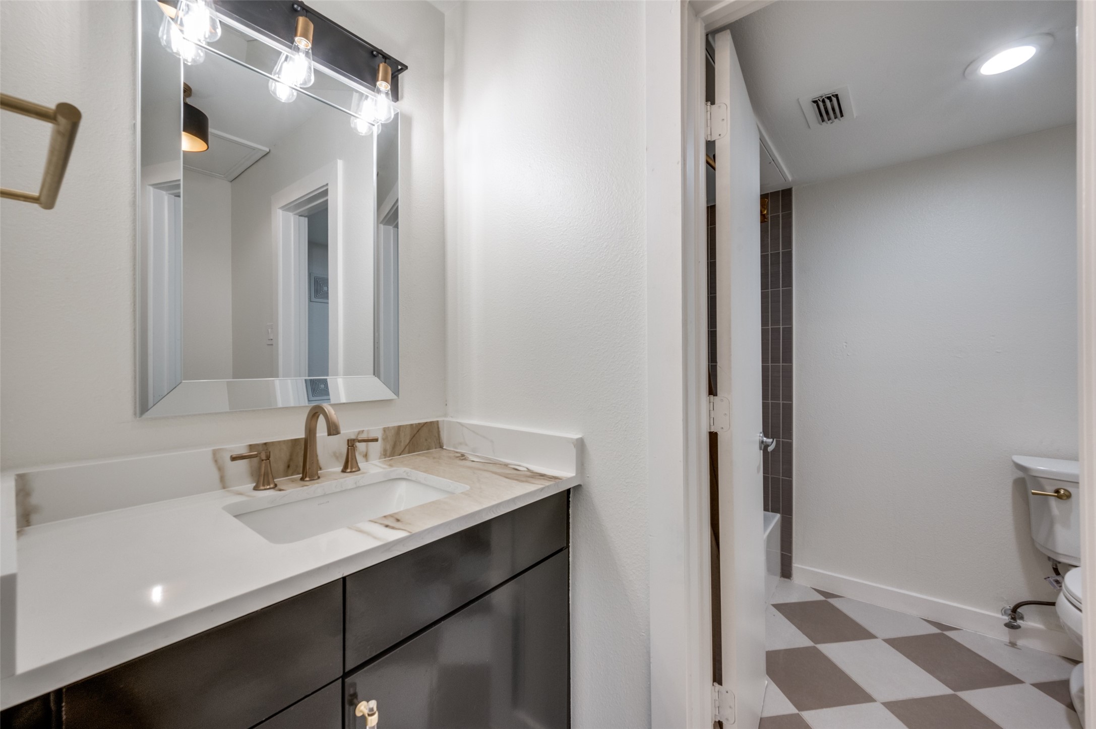 4616 W Lovers Lane Dallas TX 75209