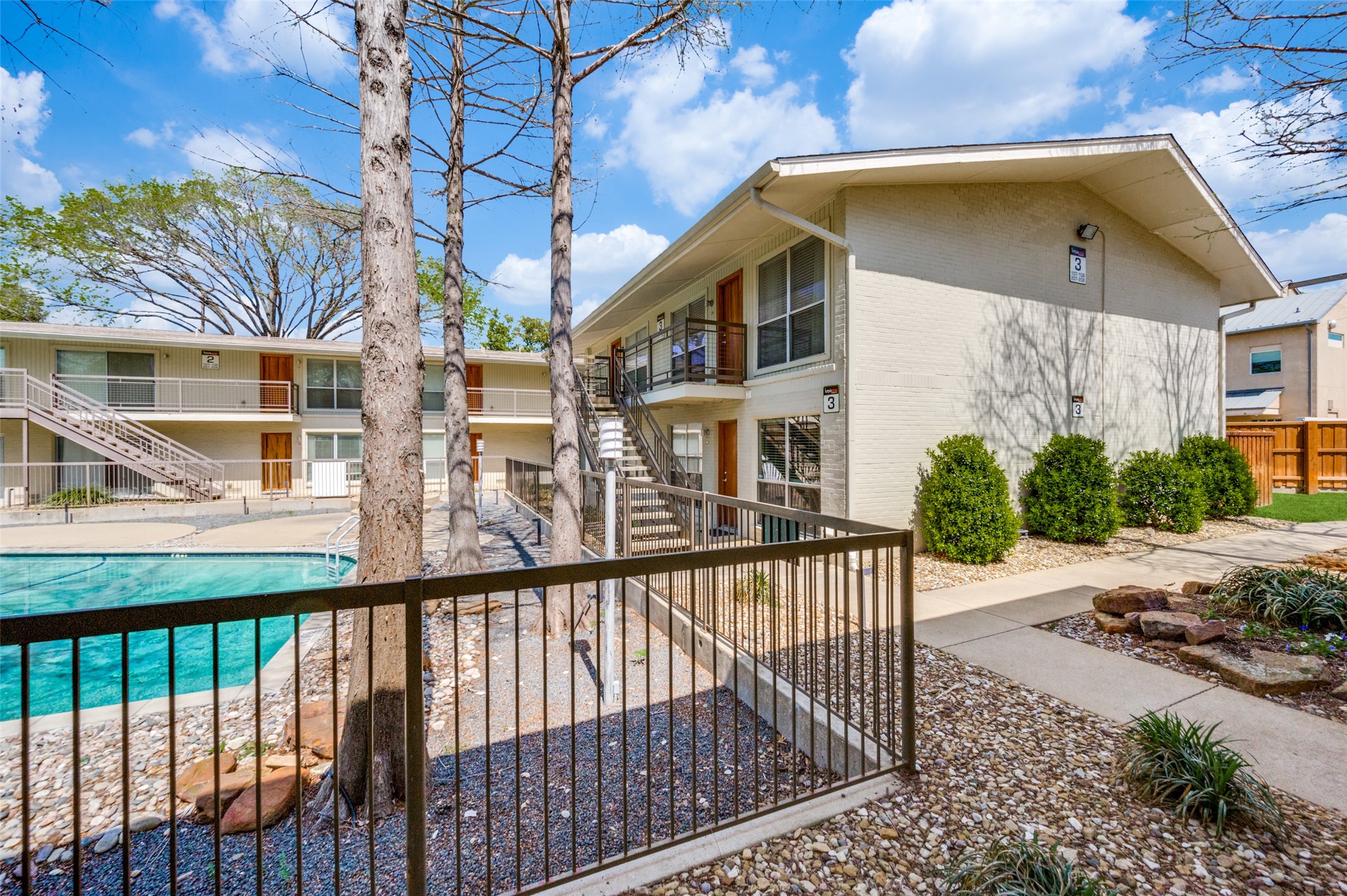 4616 W Lovers Lane Dallas TX 75209