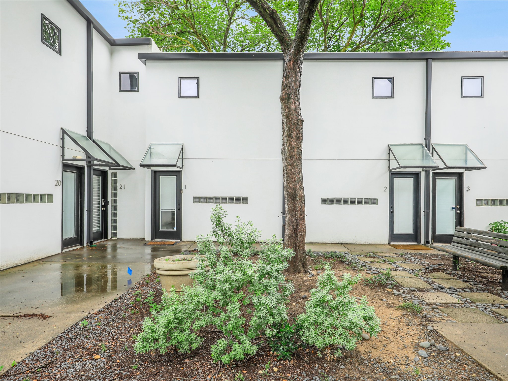 4242 Buena Vista Street Dallas TX 75205
