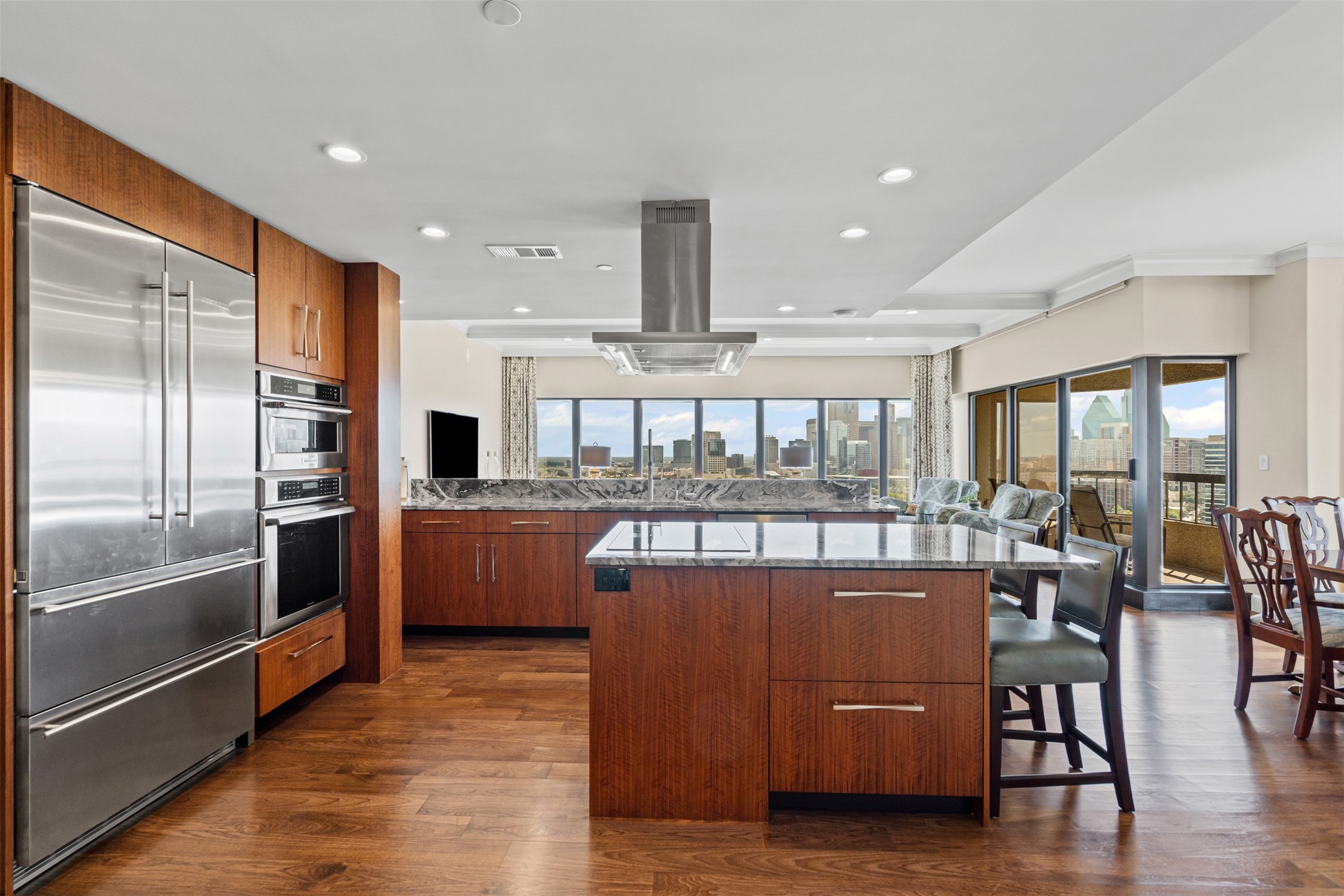 3030 Mckinney Avenue Dallas TX 75204