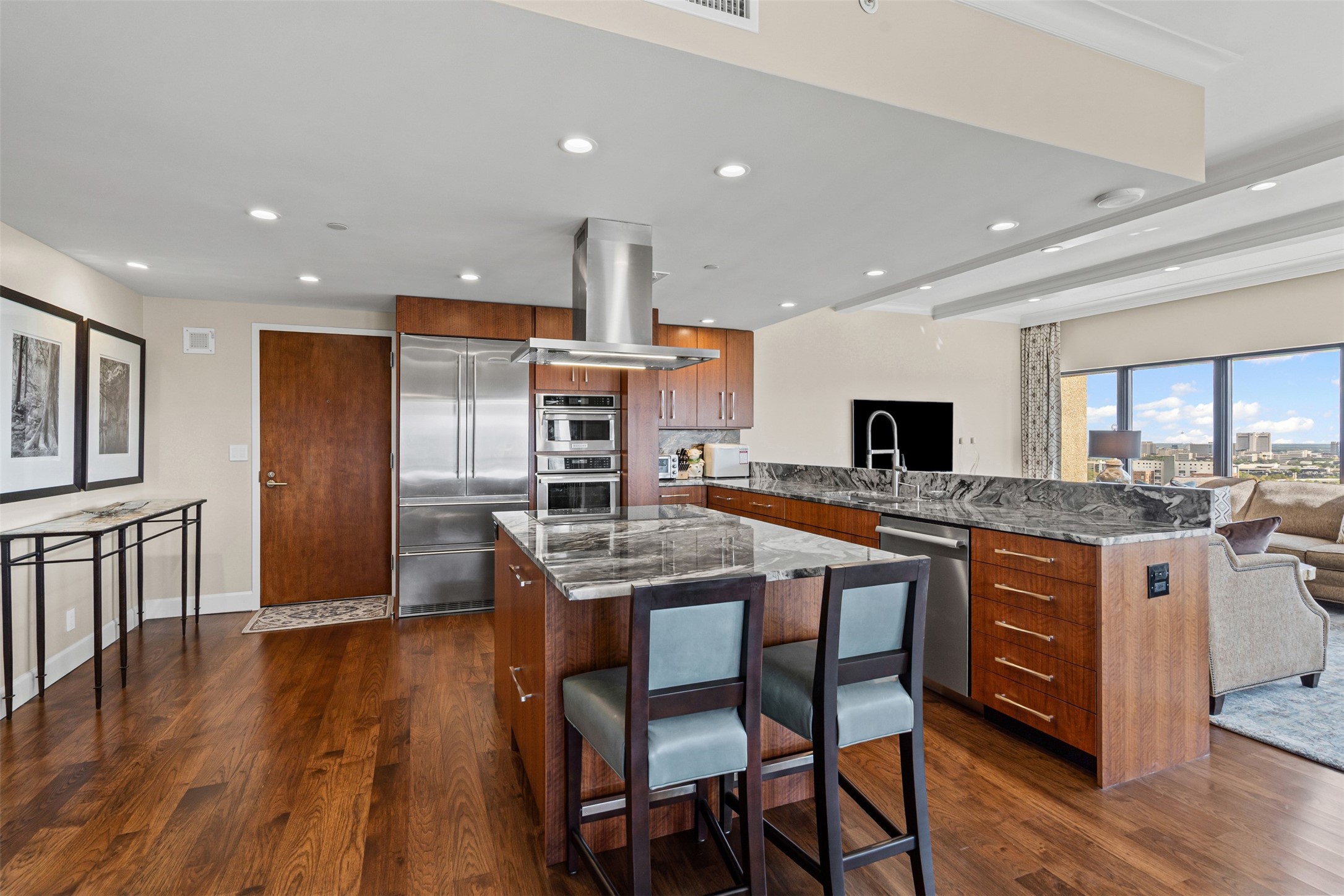 3030 Mckinney Avenue Dallas TX 75204