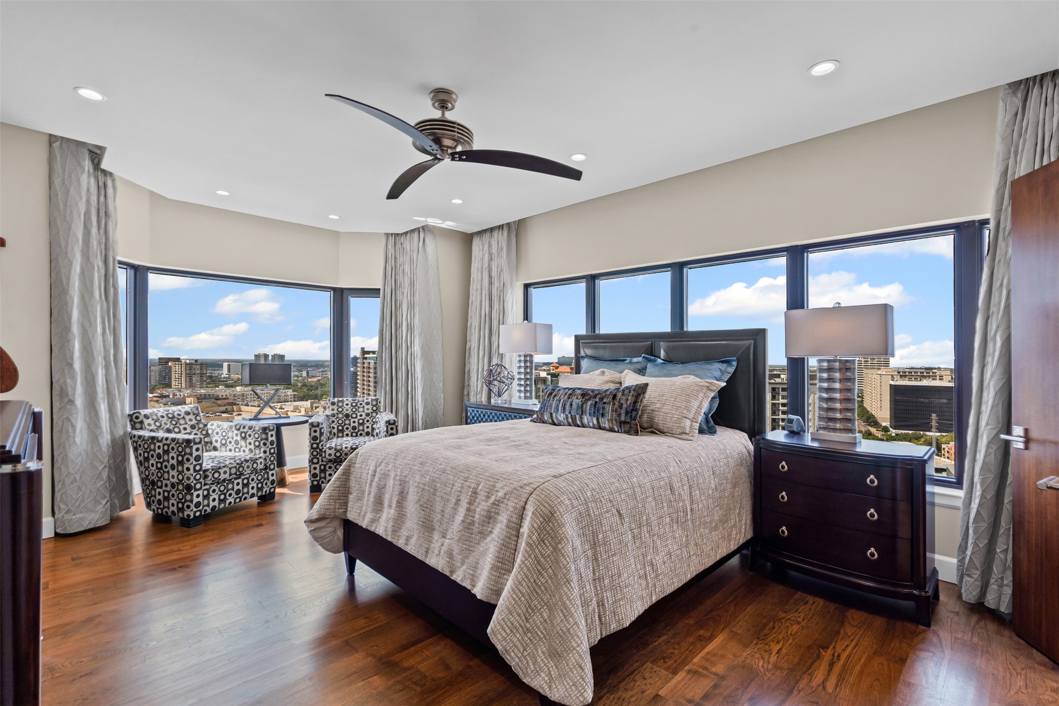 3030 Mckinney Avenue Dallas TX 75204