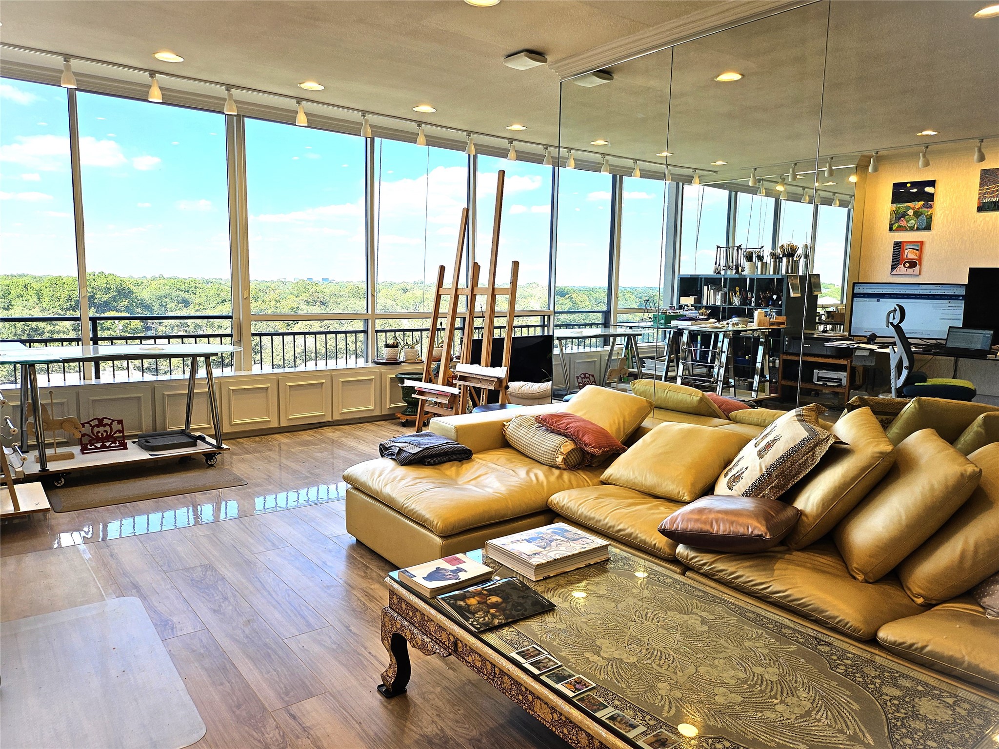 6335 W Northwest Highway Dallas TX 75225