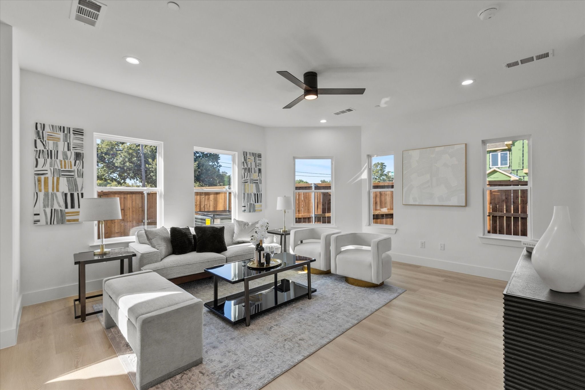 126 Homes Drive Grand Prairie TX 75050