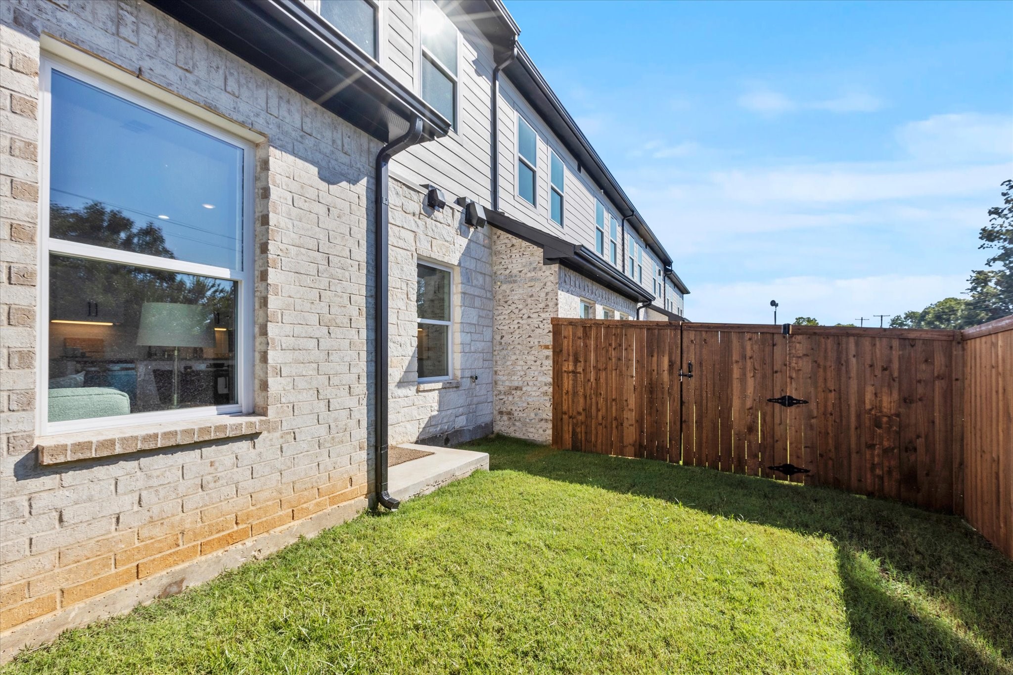 126 Homes Drive Grand Prairie TX 75050