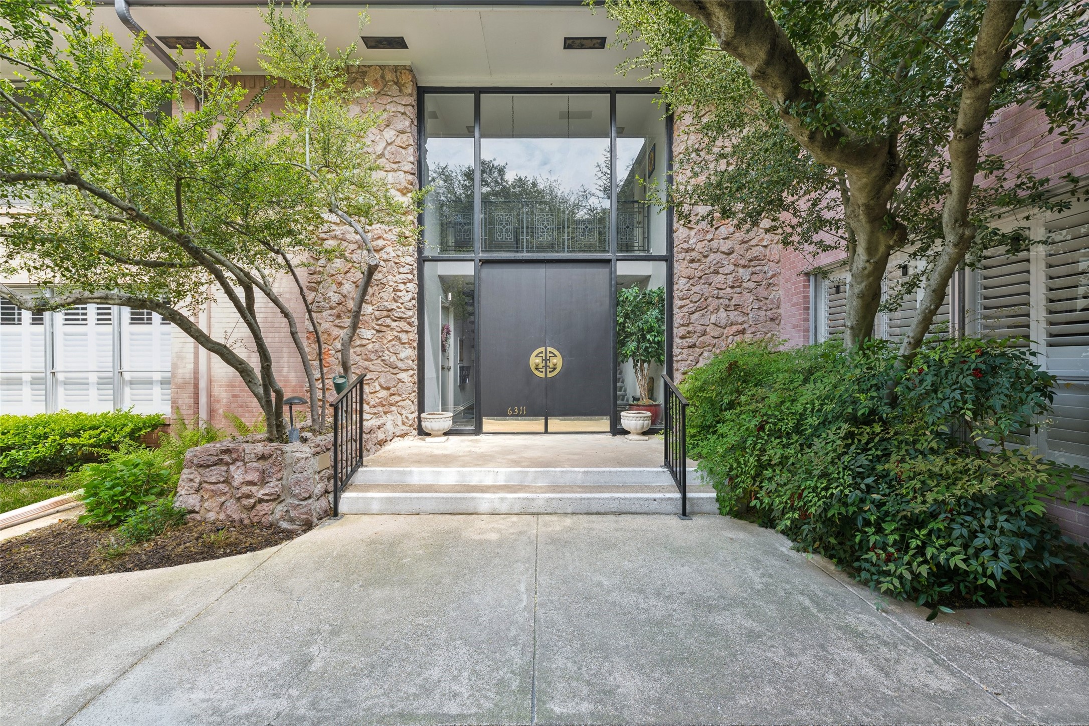 6311 Bandera Avenue Dallas TX 75225