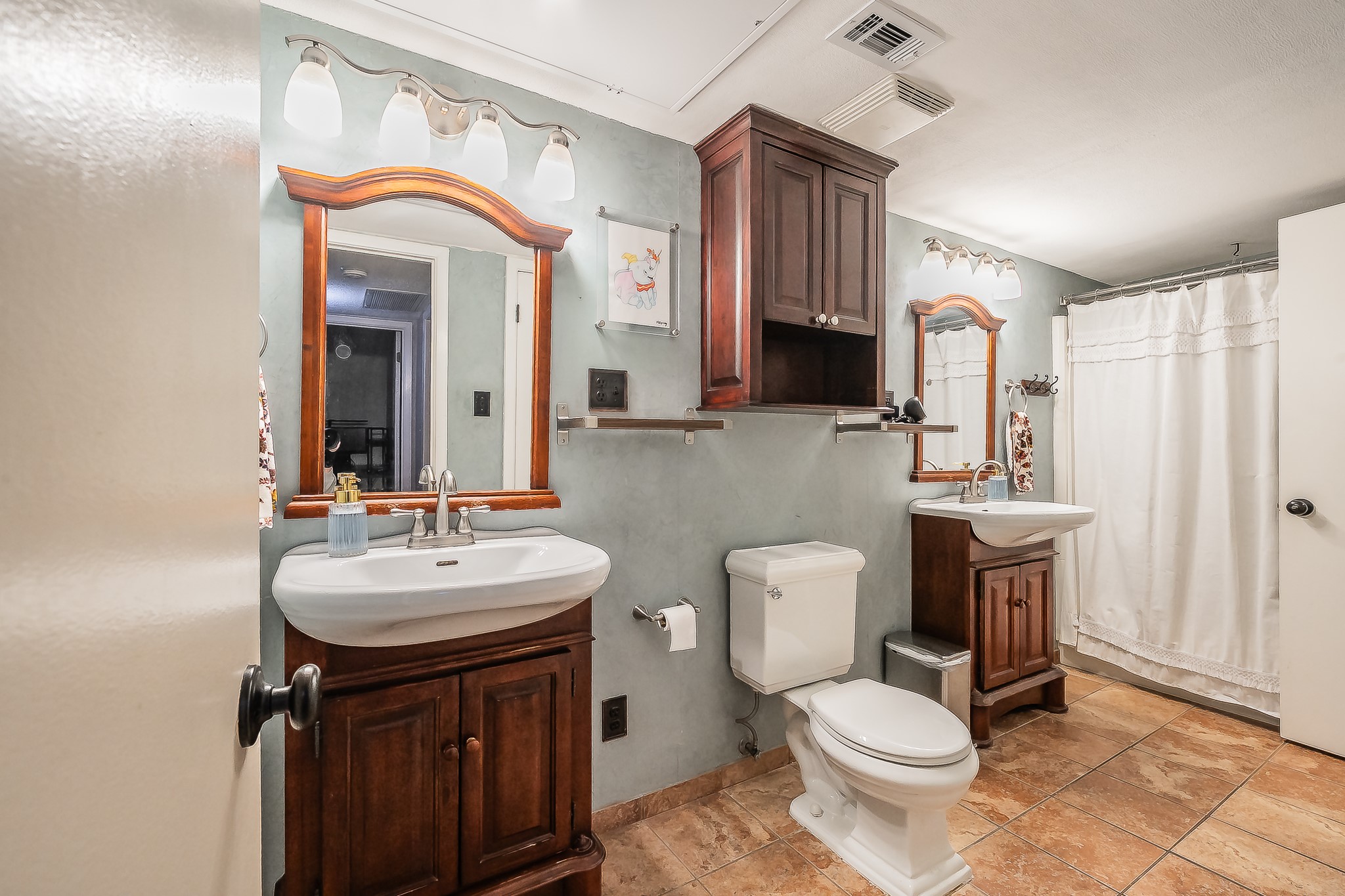 655 Ridgeline Drive Hurst TX 76053