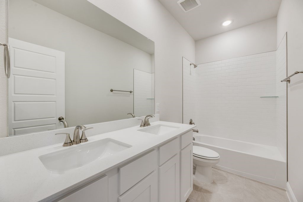 1916 Watermark Mews Rowlett TX 75088