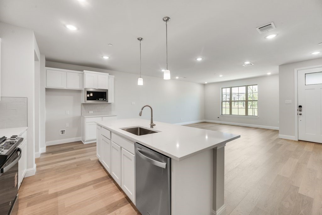 1916 Watermark Mews Rowlett TX 75088