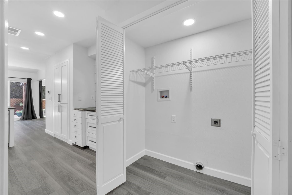 1916 Shorewood Drive Grapevine TX 76051