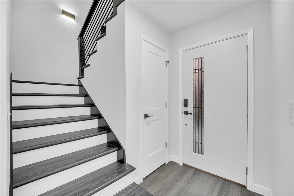 1916 Shorewood Drive Grapevine TX 76051