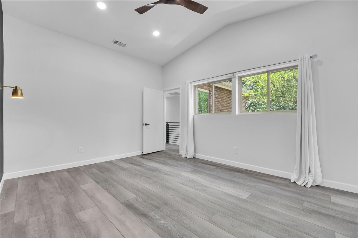 1916 Shorewood Drive Grapevine TX 76051