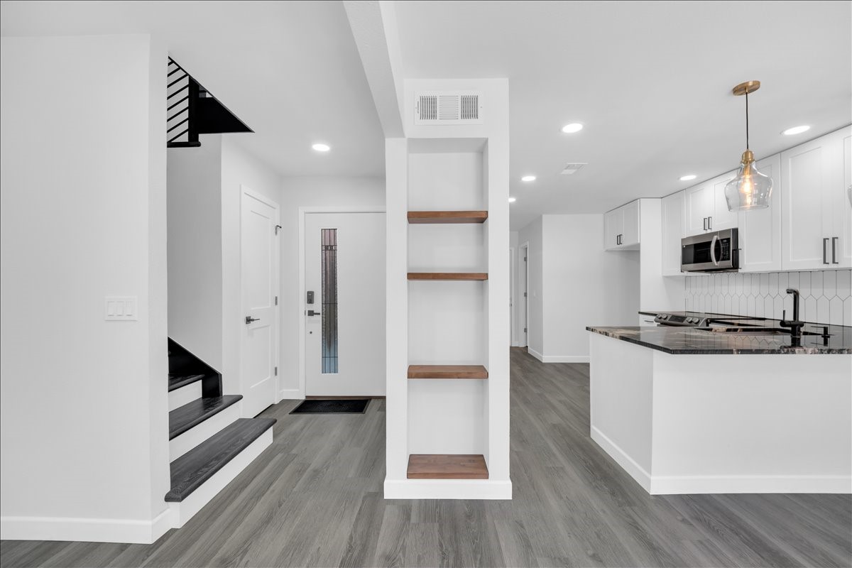1916 Shorewood Drive Grapevine TX 76051