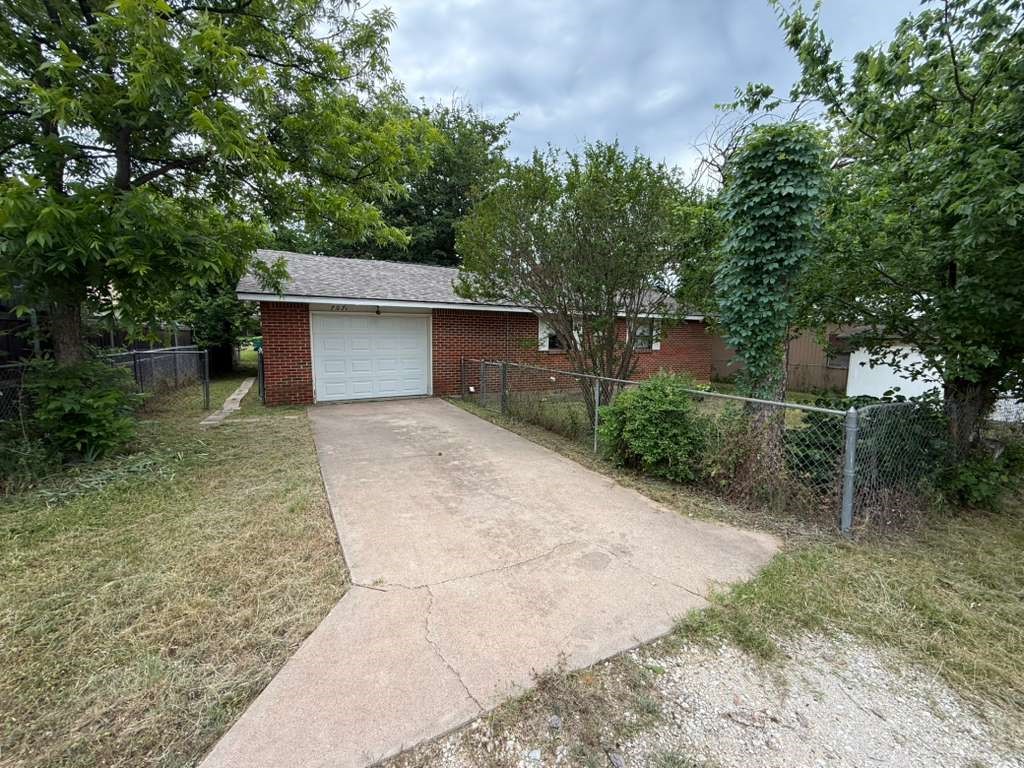 707 S Ammerman Avenue Eastland TX 76448