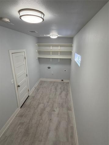 2318 Stutz Drive Dallas TX 75235