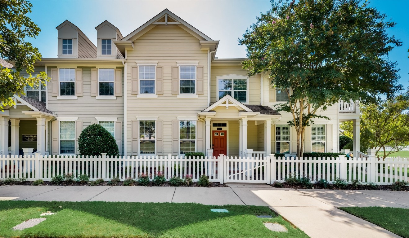 6124 Crescent Street North Richland Hills TX 76180