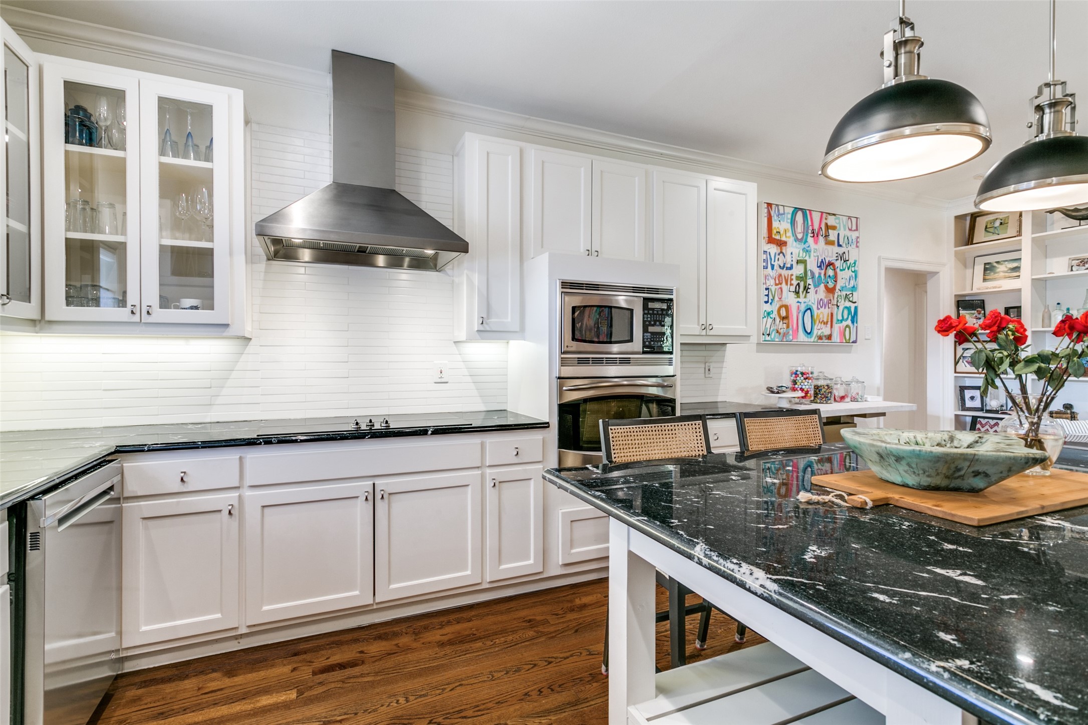 6332 Bandera Avenue Dallas TX 75225