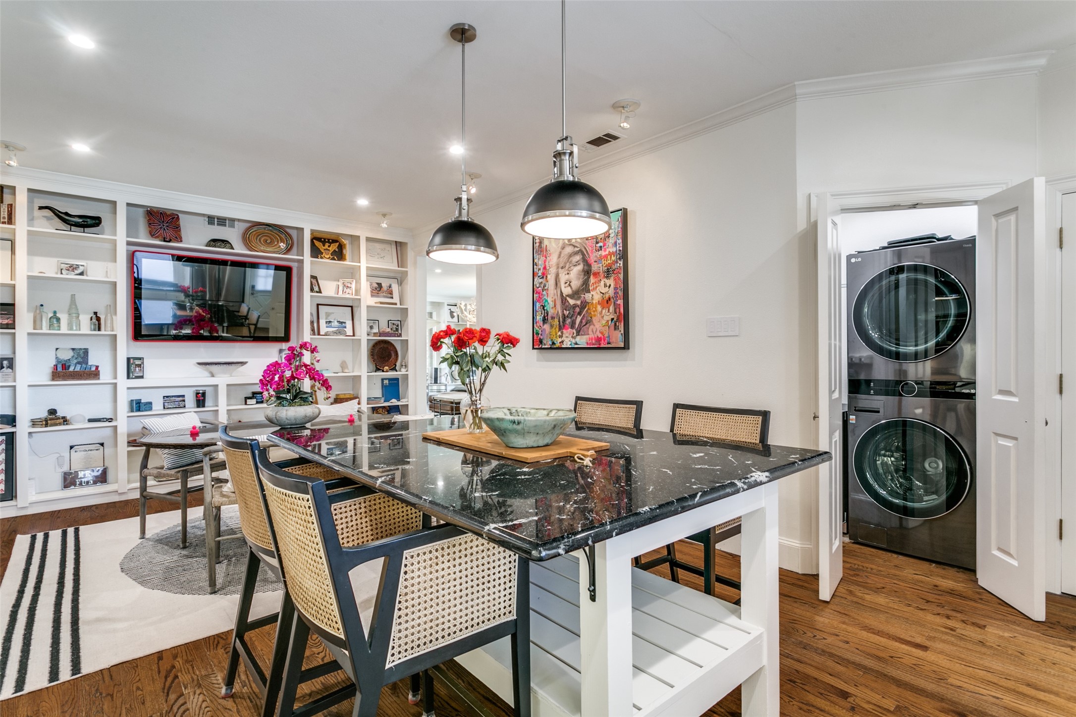 6332 Bandera Avenue Dallas TX 75225