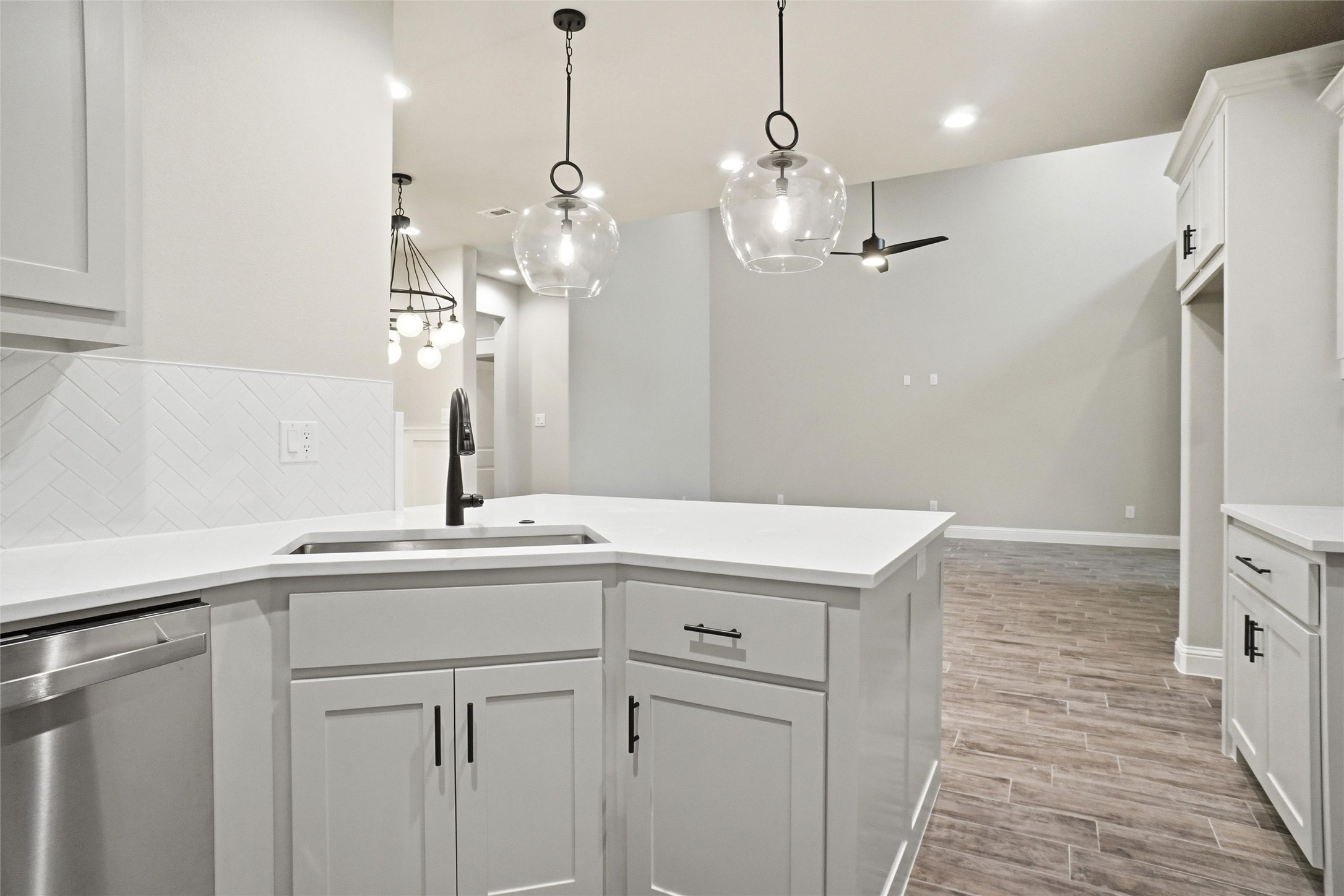 209 Legacy Boulevard Weatherford TX 76085