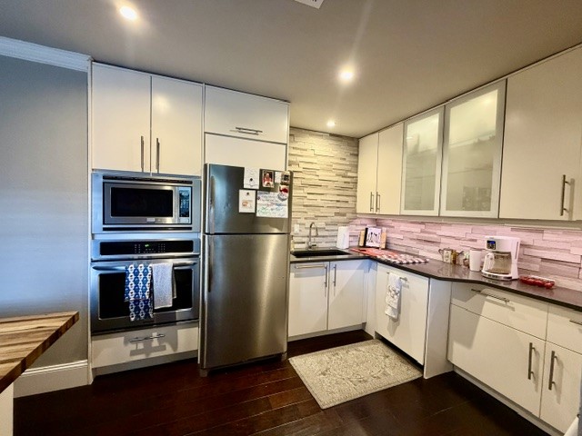 4219 Avondale Avenue Dallas TX 75219