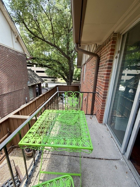 4219 Avondale Avenue Dallas TX 75219