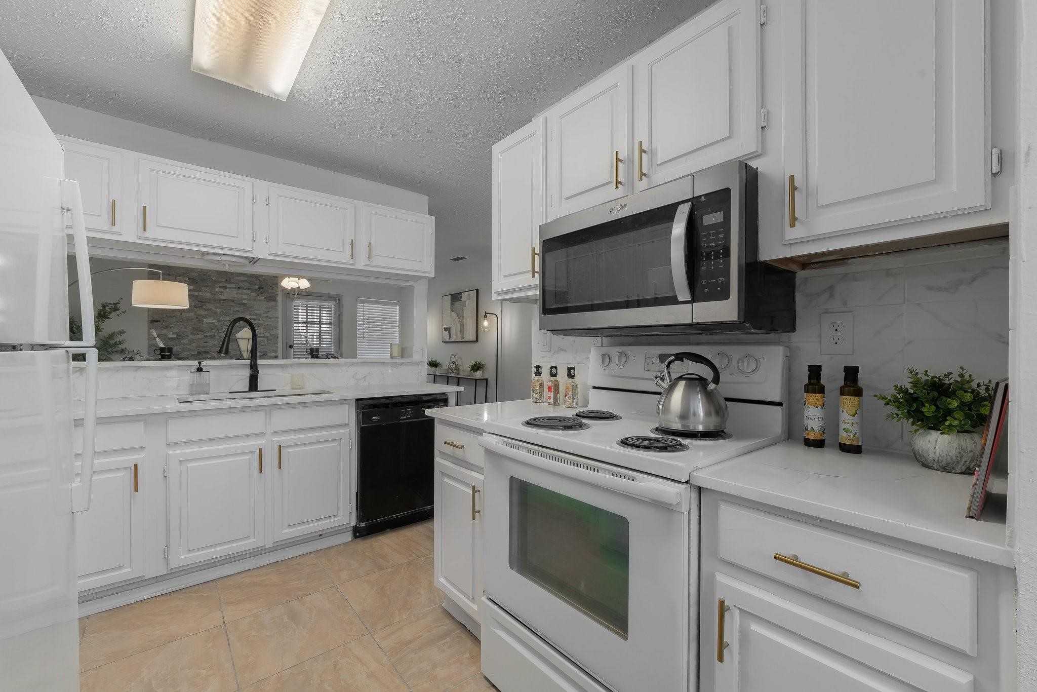 5981 Arapaho Road Dallas TX 75248