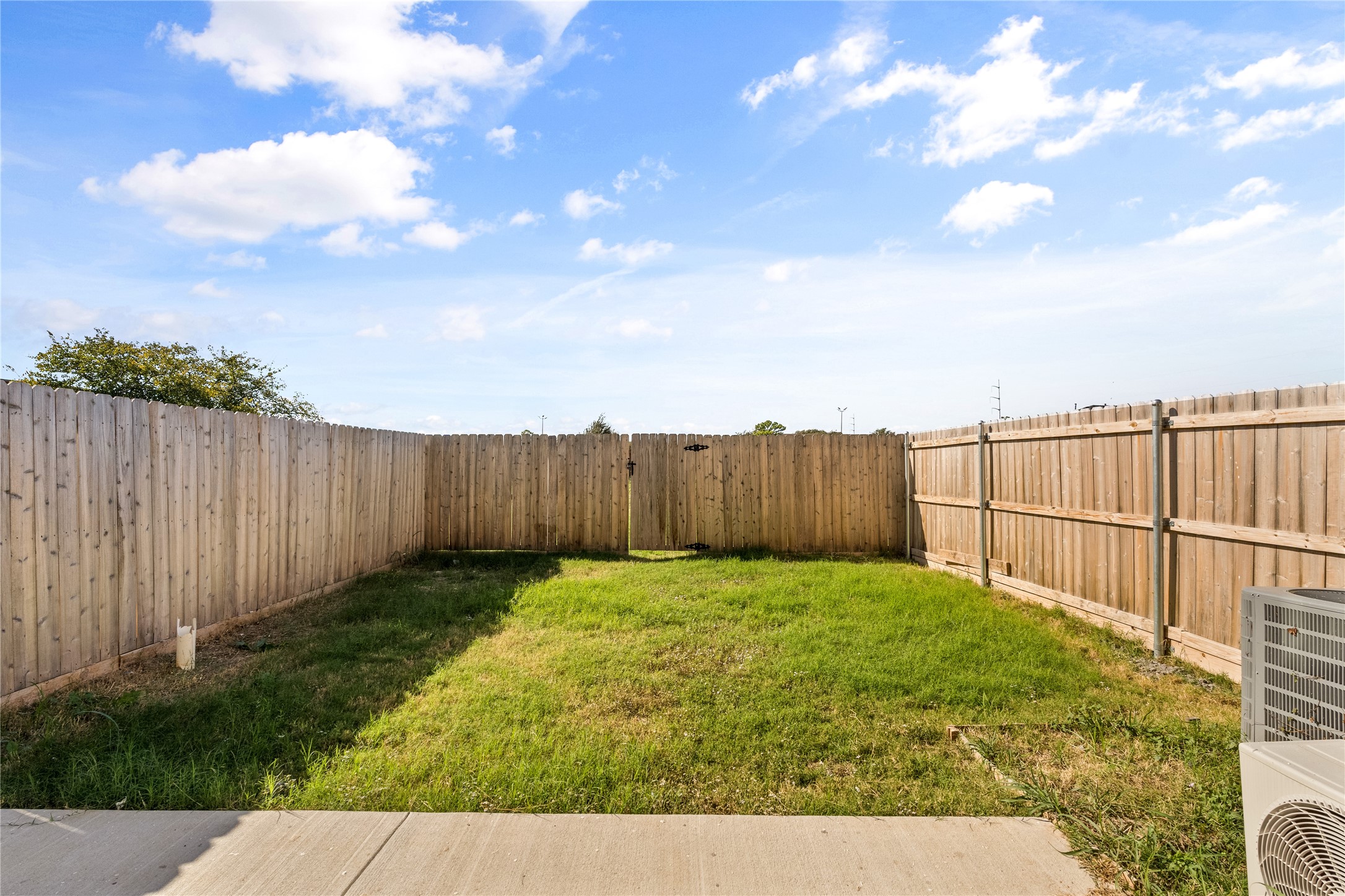 3607 Portland Street Irving TX 75062