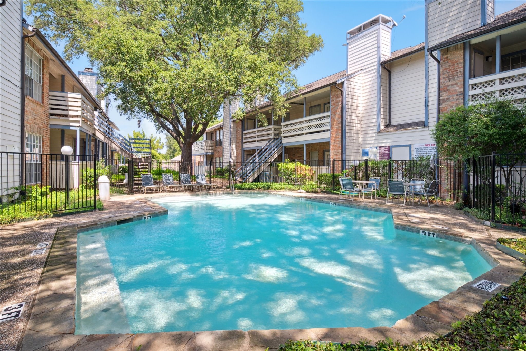 1601 Marsh Lane Carrollton TX 75006