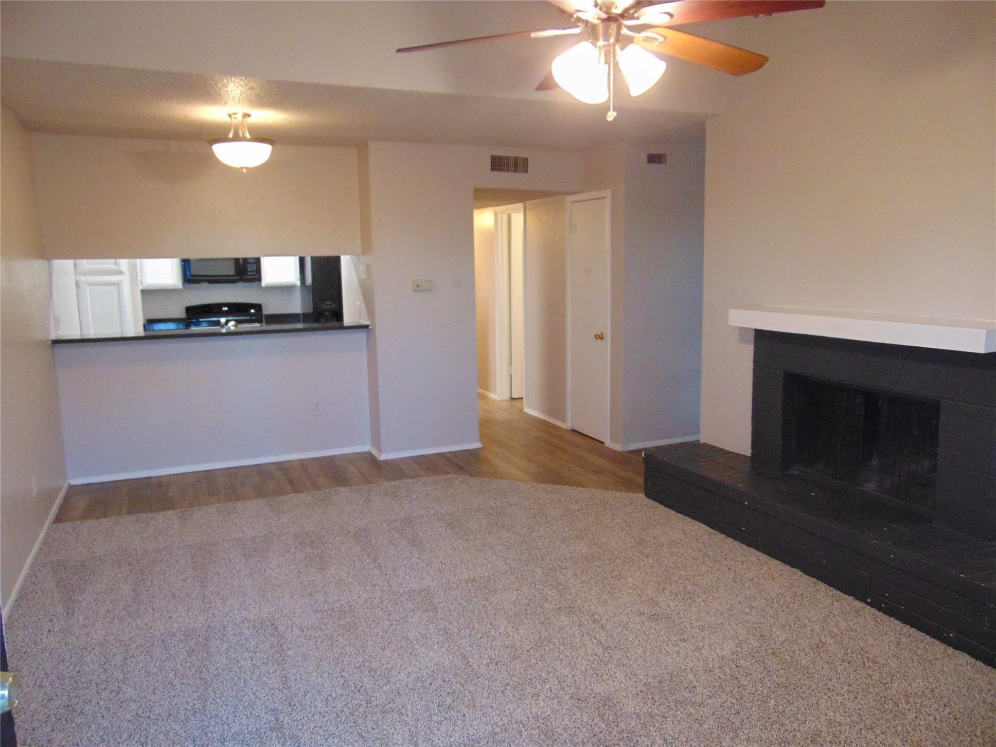 9611 Walnut Street Dallas TX 75243