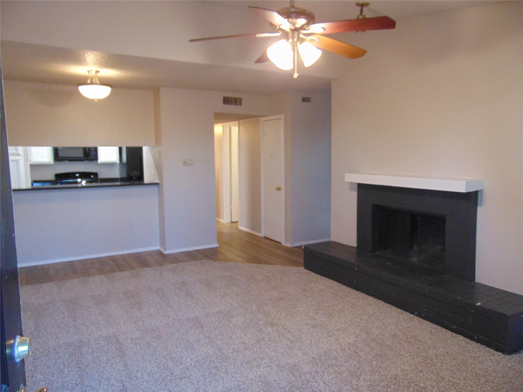 9611 Walnut Street Dallas TX 75243