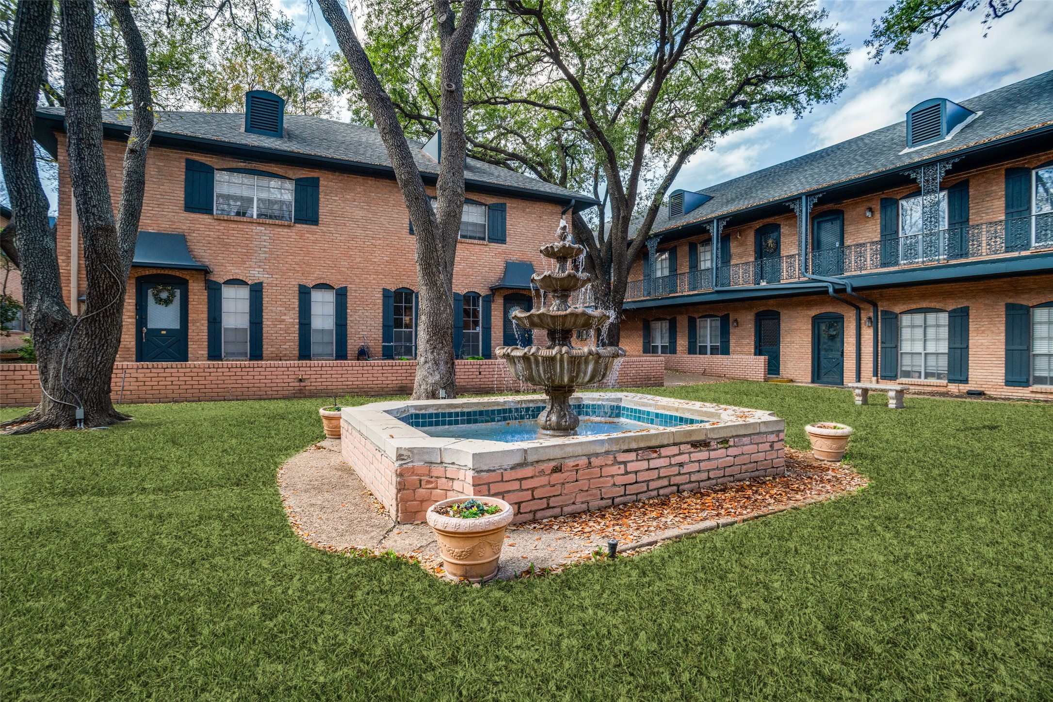 6027 E University Boulevard Dallas TX 75206