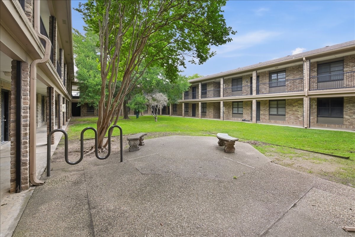 1214 Baylor Avenue Waco TX 76706