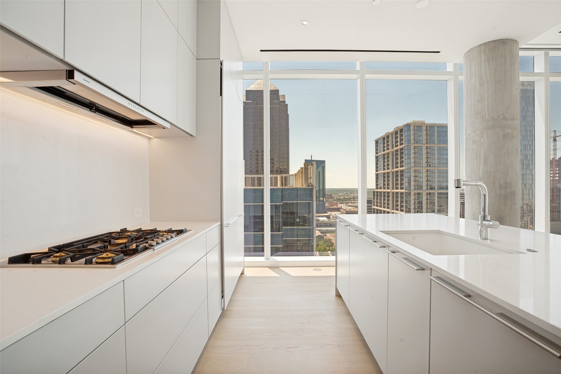 1747 Leonard Street Dallas TX 75201