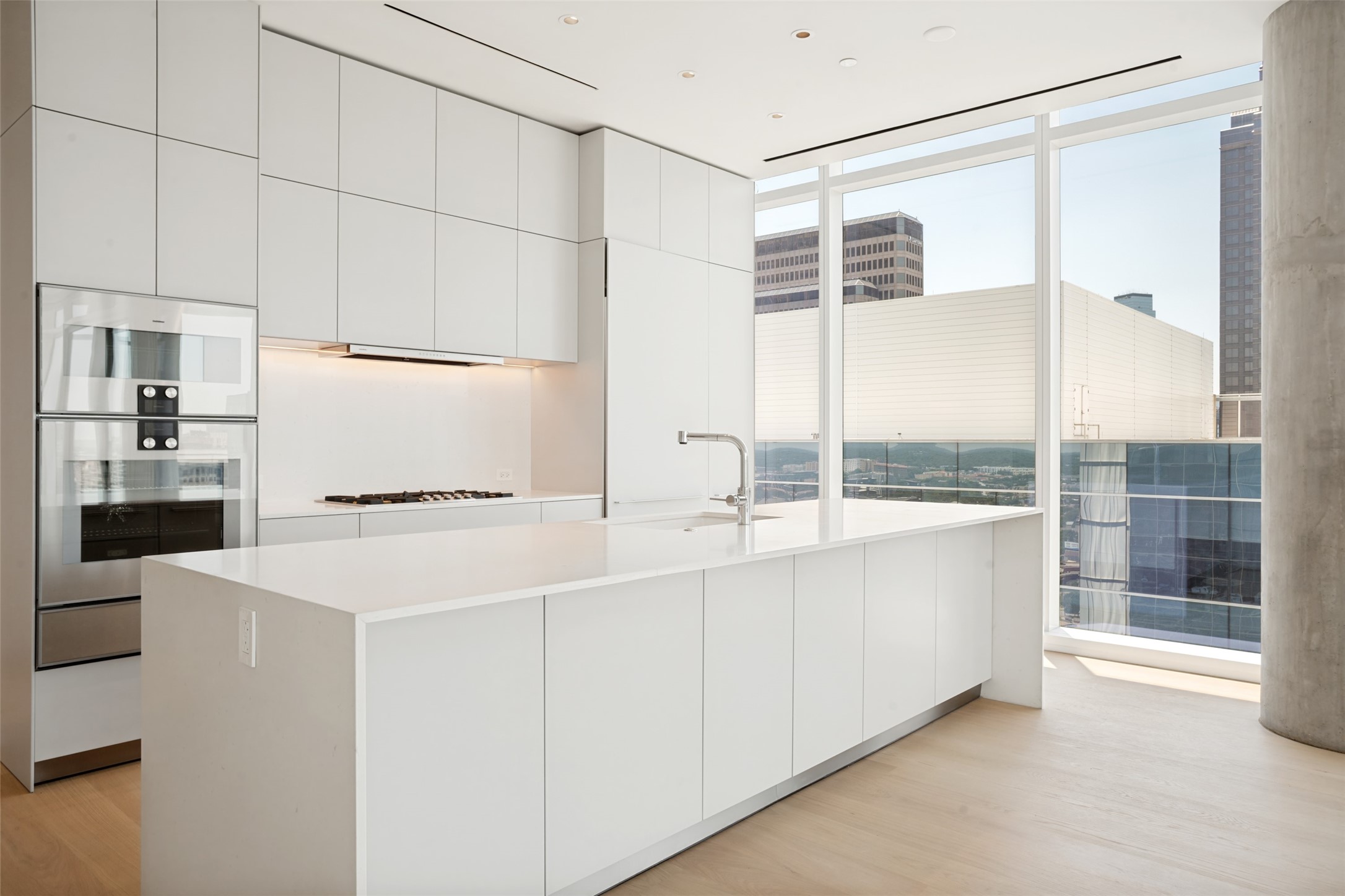 1747 Leonard Street Dallas TX 75201