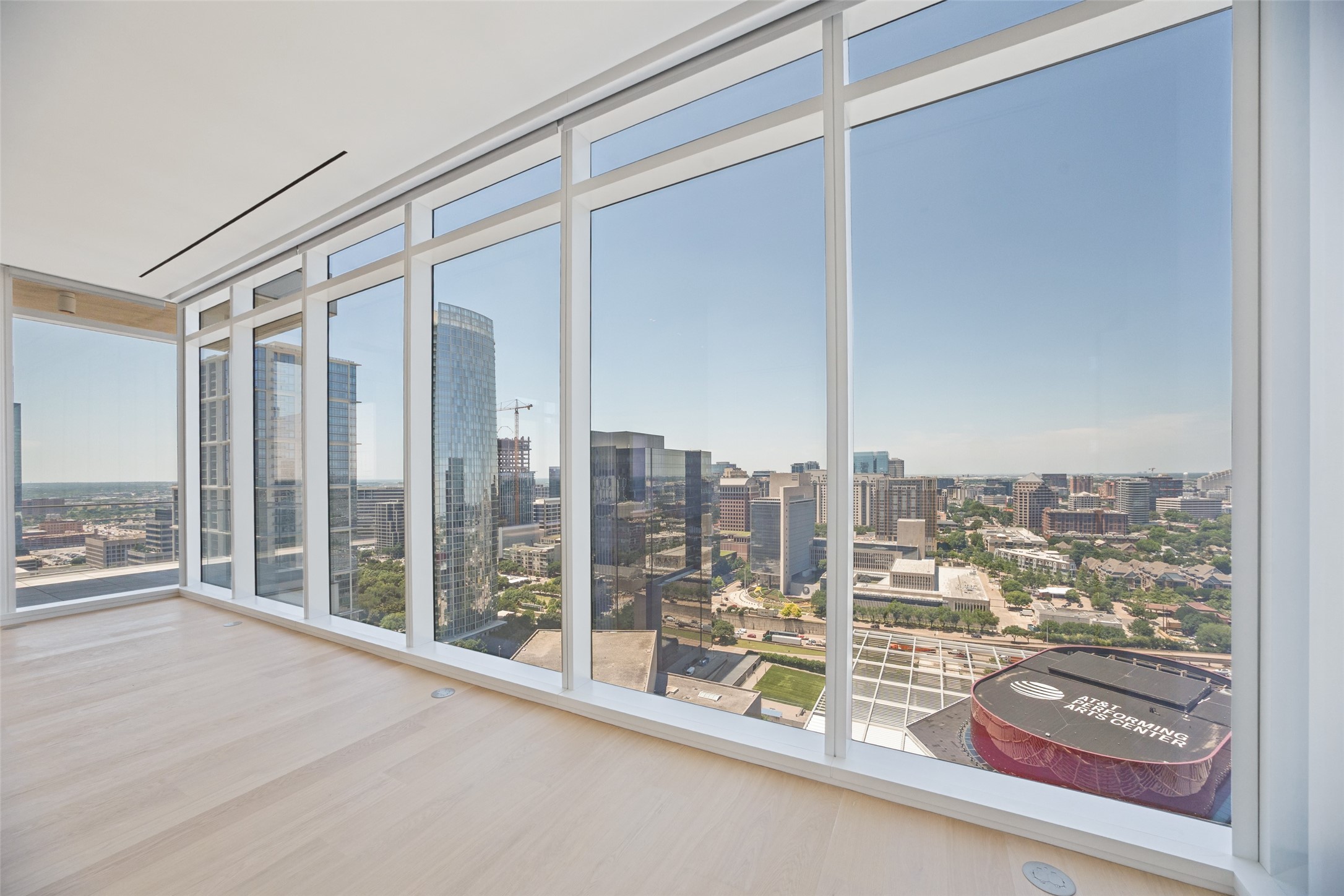 1747 Leonard Street Dallas TX 75201