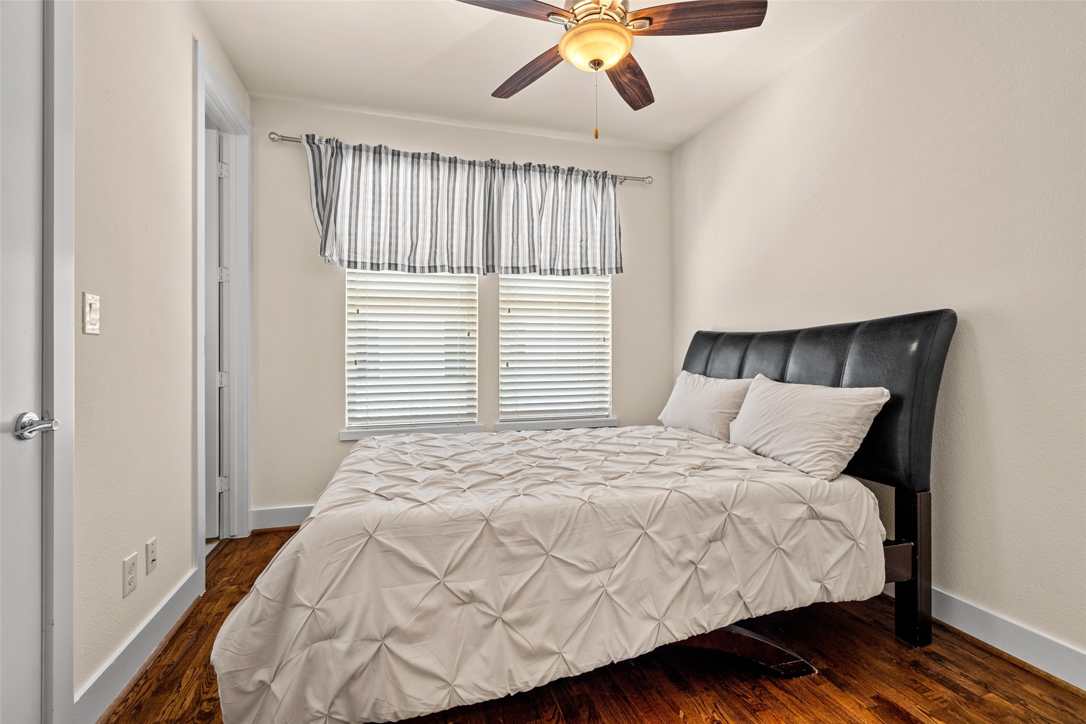 4211 Rawlins Street Dallas TX 75219