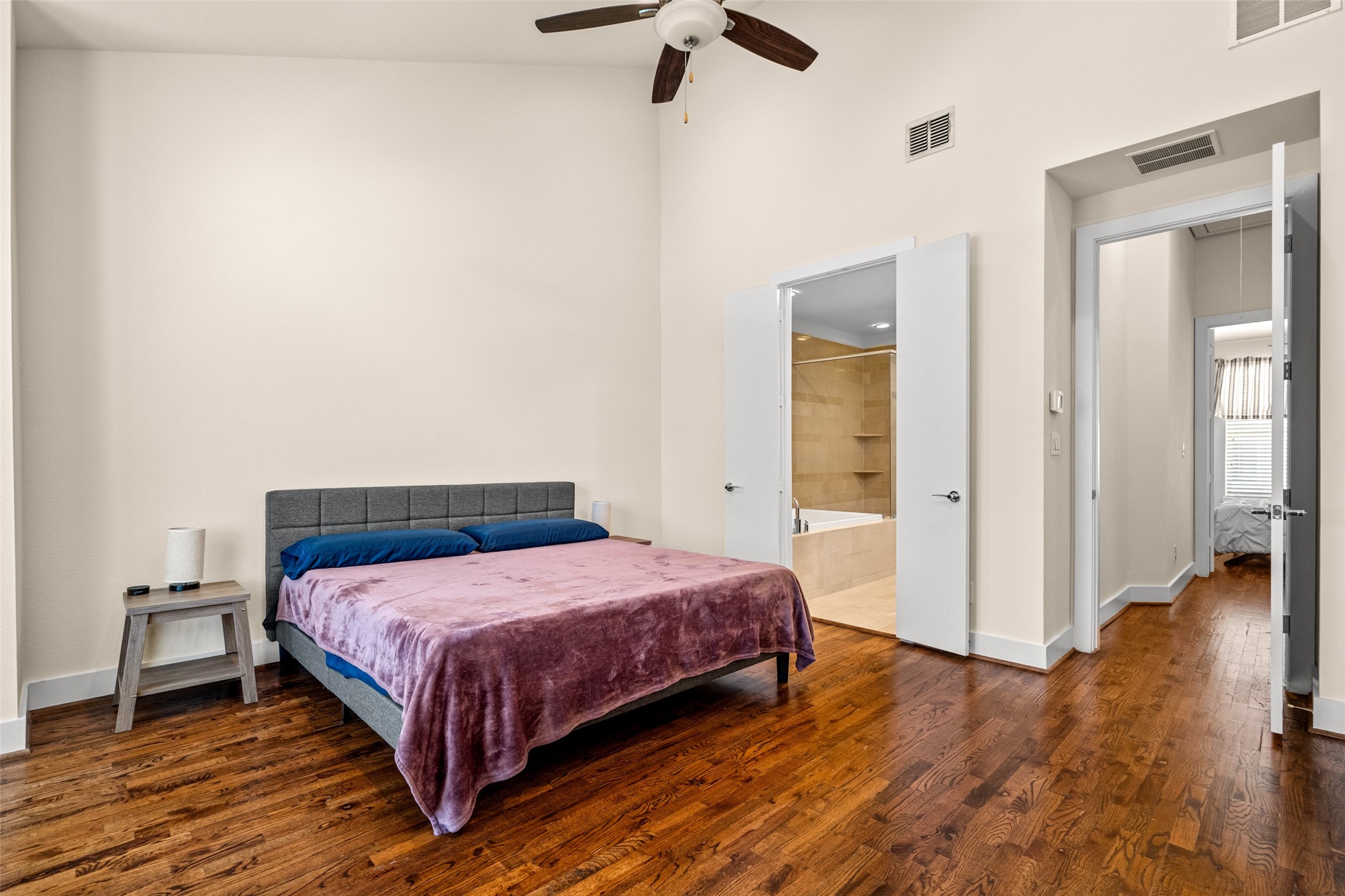 4211 Rawlins Street Dallas TX 75219