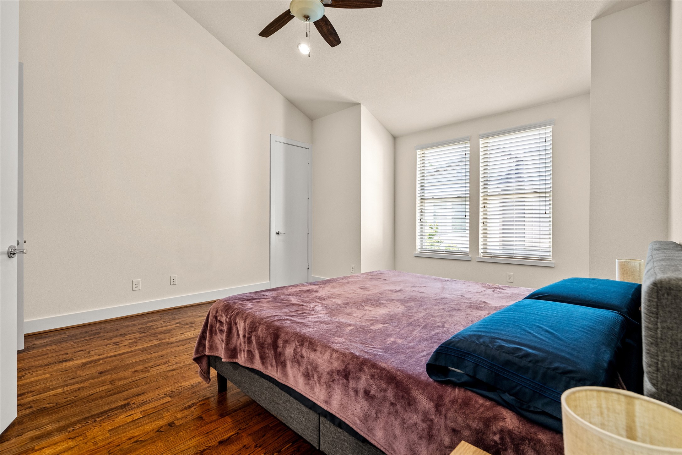 4211 Rawlins Street Dallas TX 75219