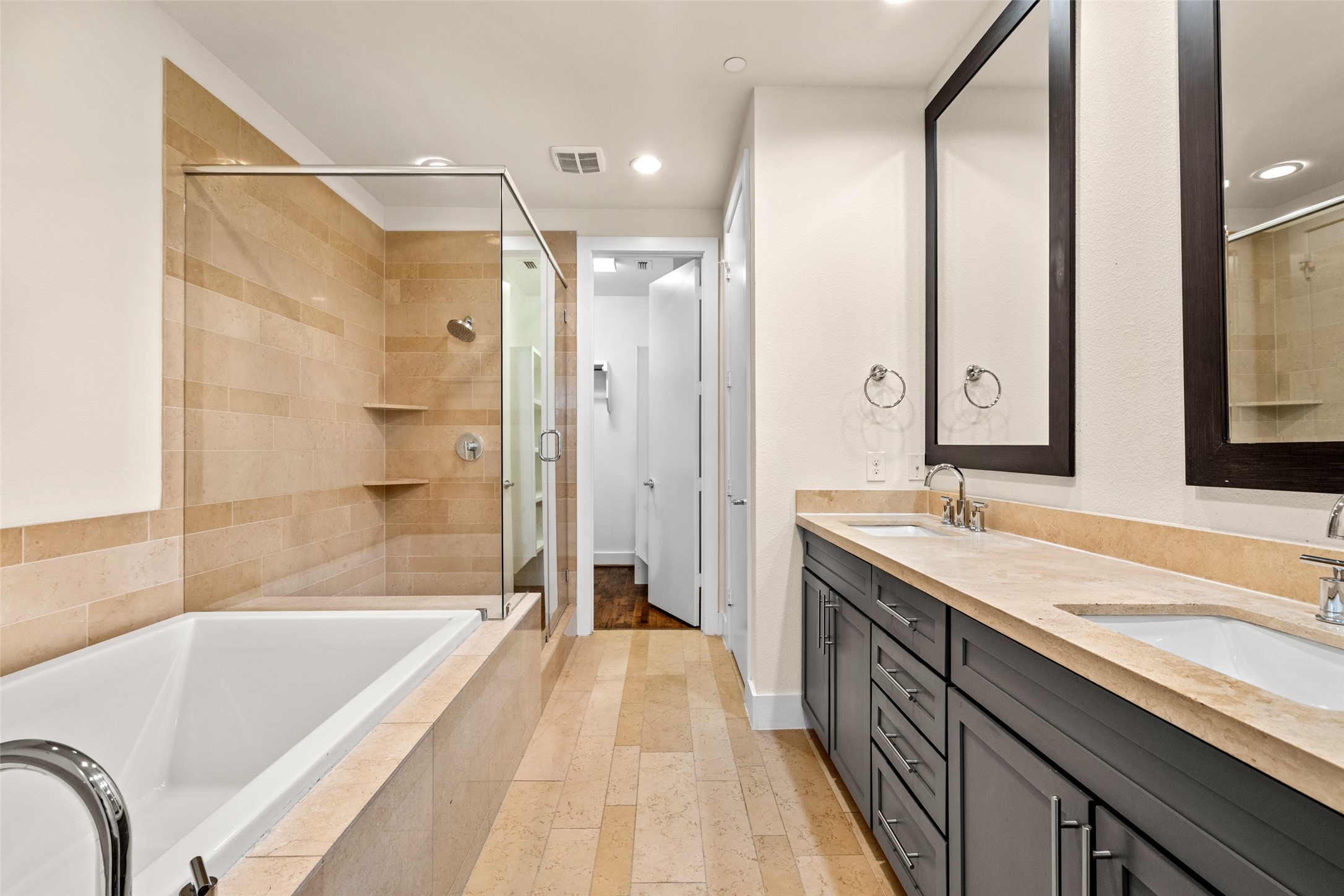 4211 Rawlins Street Dallas TX 75219