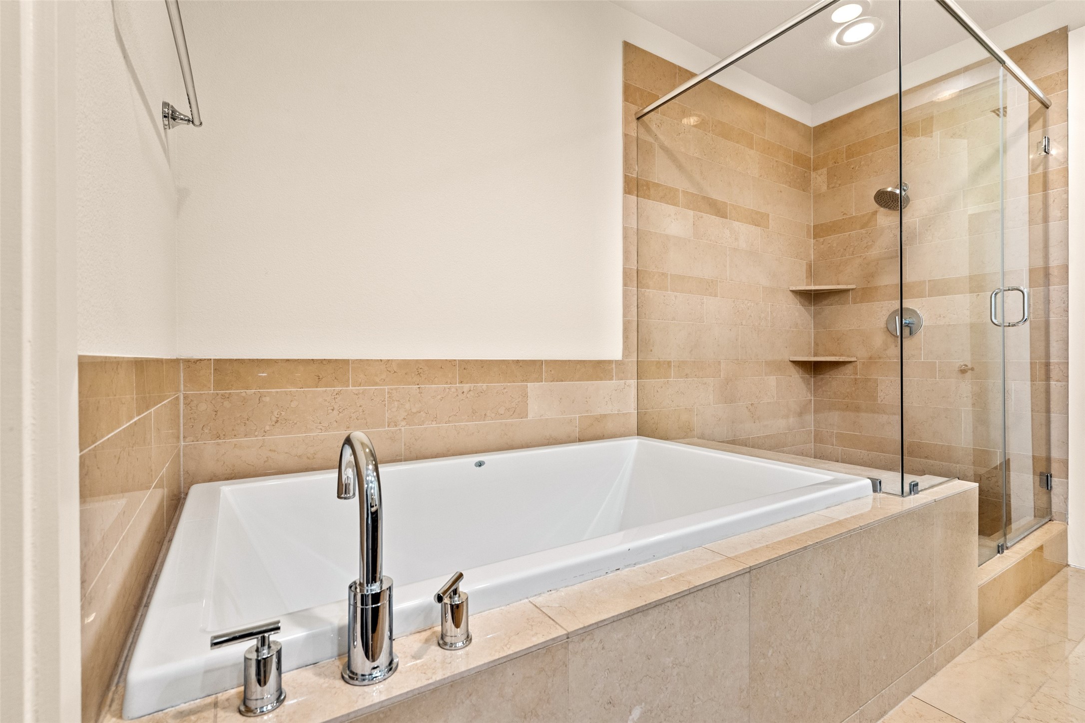 4211 Rawlins Street Dallas TX 75219