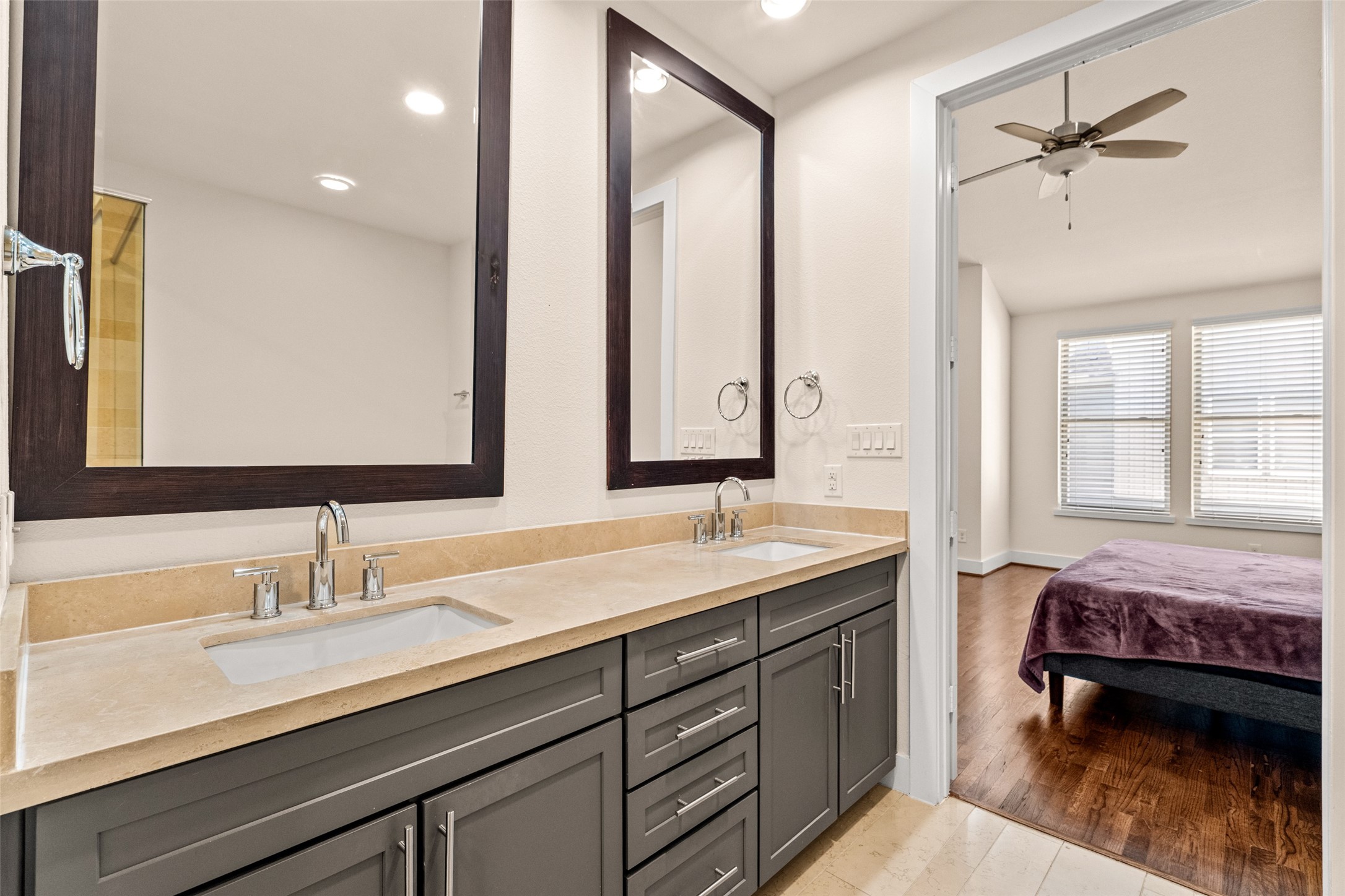 4211 Rawlins Street Dallas TX 75219