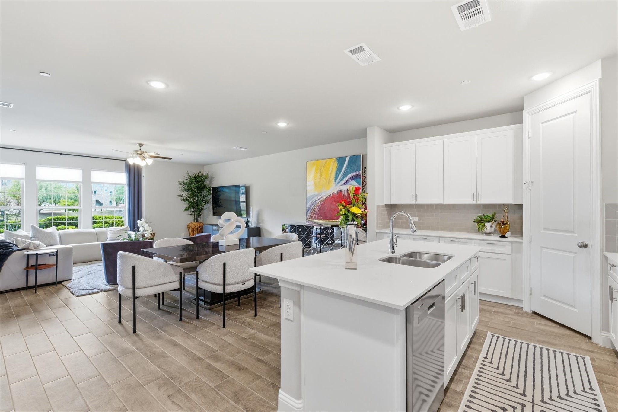 215 Suma Drive Euless TX 76040